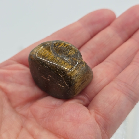Banded Jasper Brown Crystal Tumble Stone - Picture 2 of 6